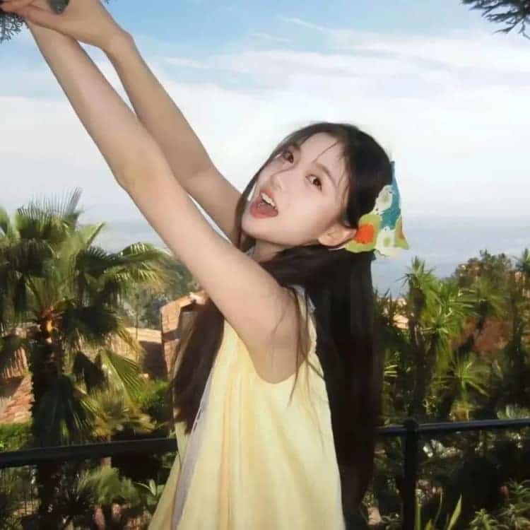 又甜又撩人的纯欲真人女生头像_9