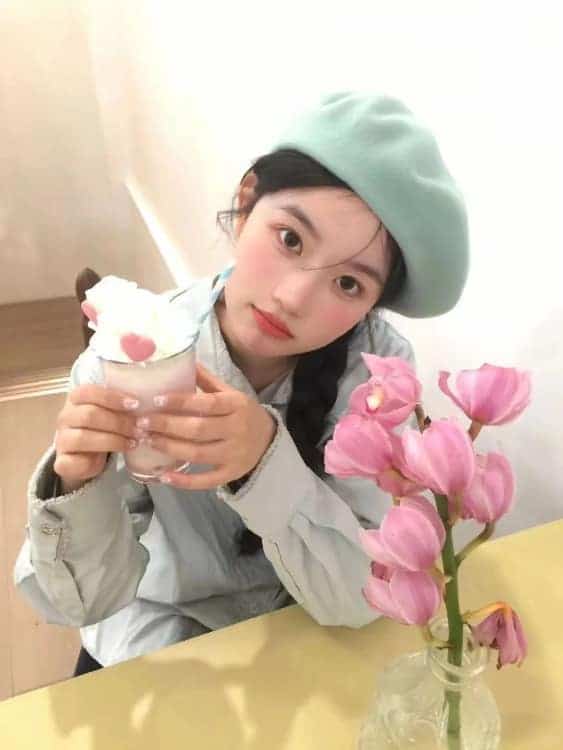 又甜又撩人的纯欲真人女生头像_13