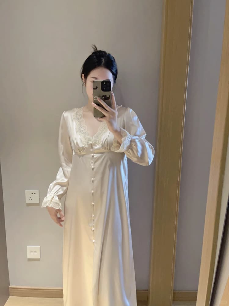 情侣晚上做运动的时候穿什么衣服图片演示_4