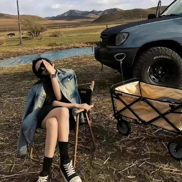 好看有气质感性成熟女生头像_10