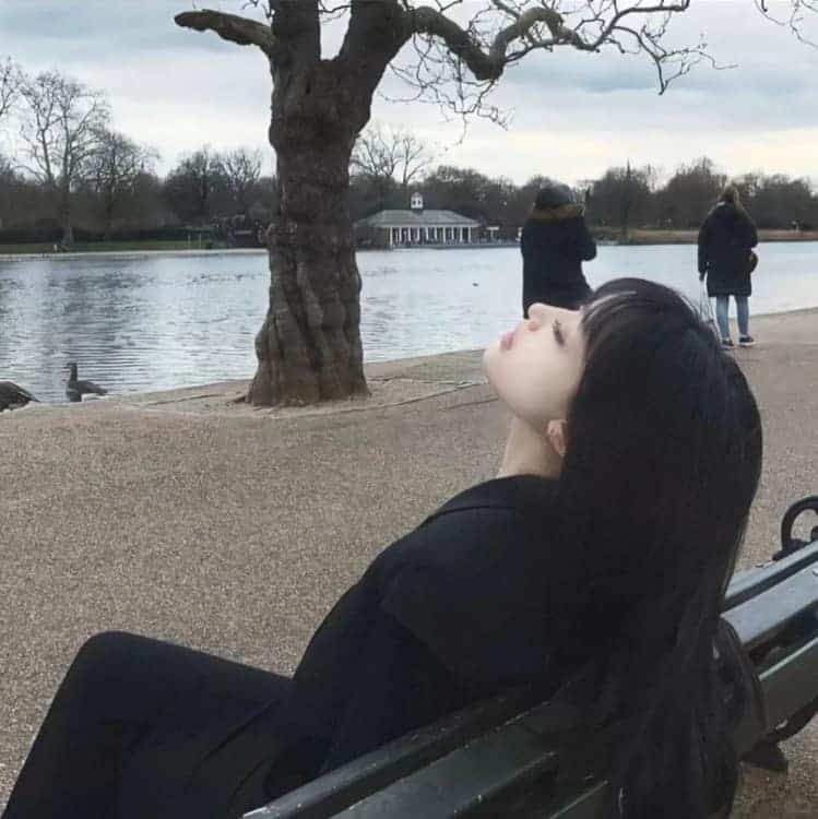 好看有气质感性成熟女生头像_32