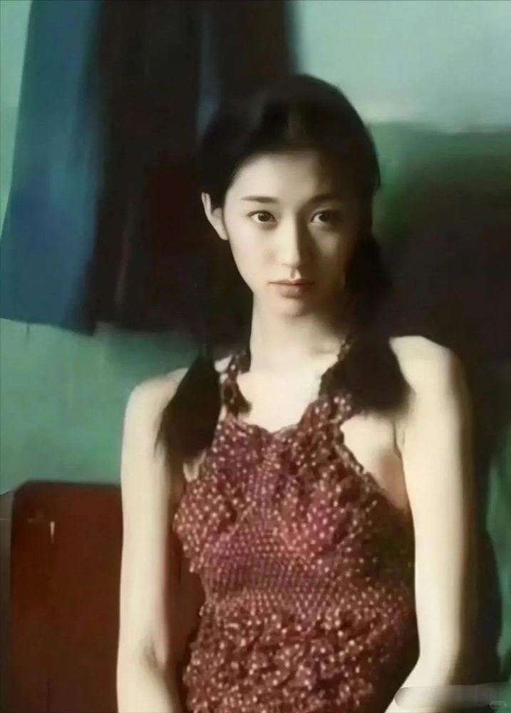 李小冉的颜值巅峰图片，颜值巅峰是多少岁？_1