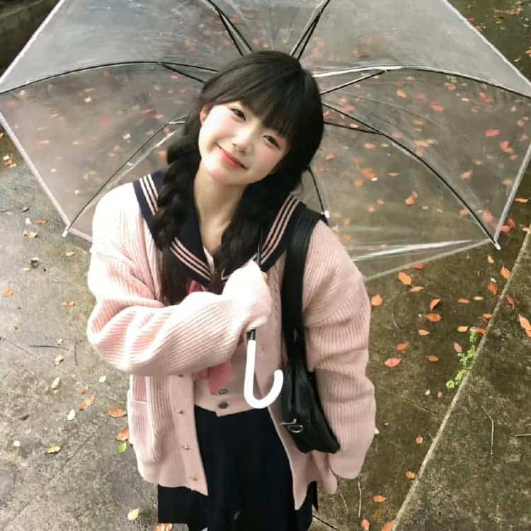 漂亮有气质感性成熟女生头像_8