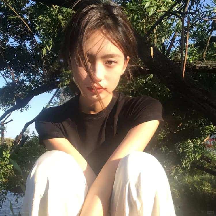 漂亮有气质感性成熟女生头像_13