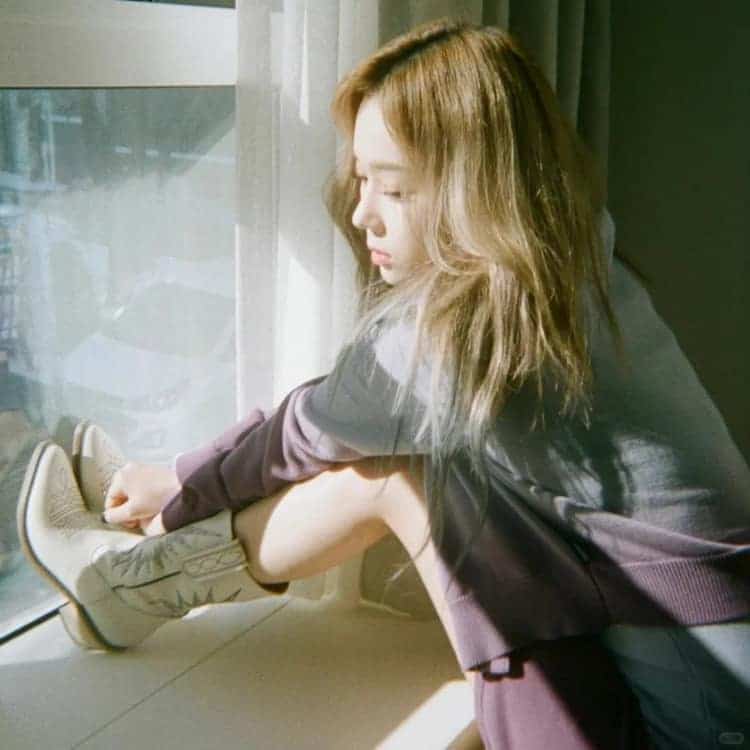 漂亮有气质感性成熟女生头像_17