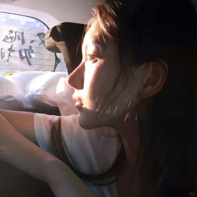 漂亮有气质感性成熟女生头像_25