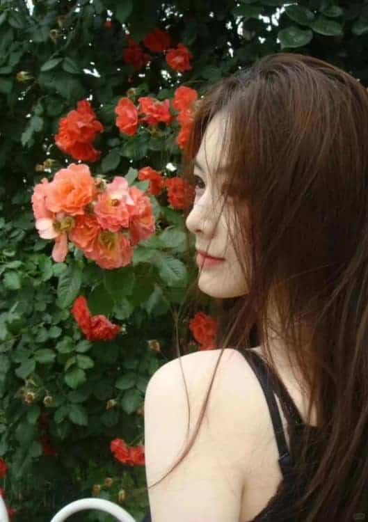 漂亮好看的清冷感短剧女星赵夕汐微信头像_8