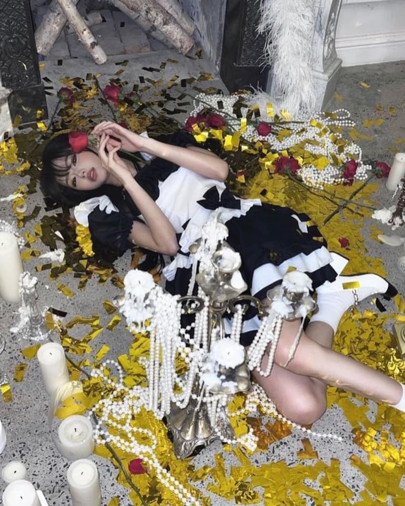 抖音网红何丹彤cos女仆装图片_2