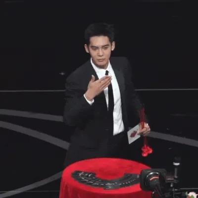 于适性感姬发在线发牌动态图_1