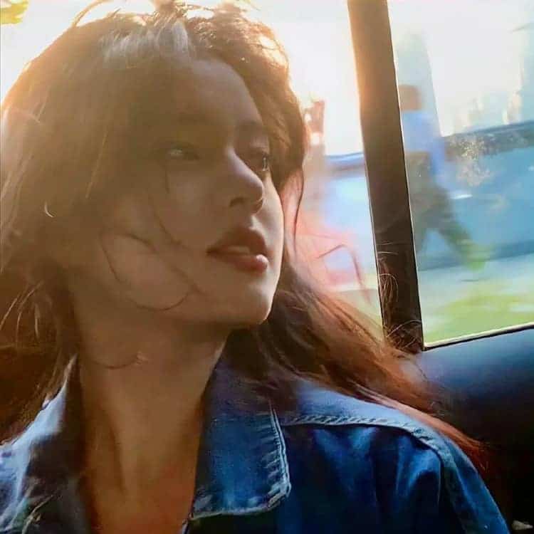绝美治愈系温柔感性的真人女生头像_35