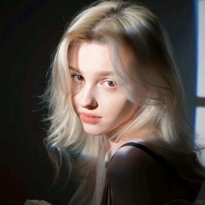 感性高级质感欧美女生头像