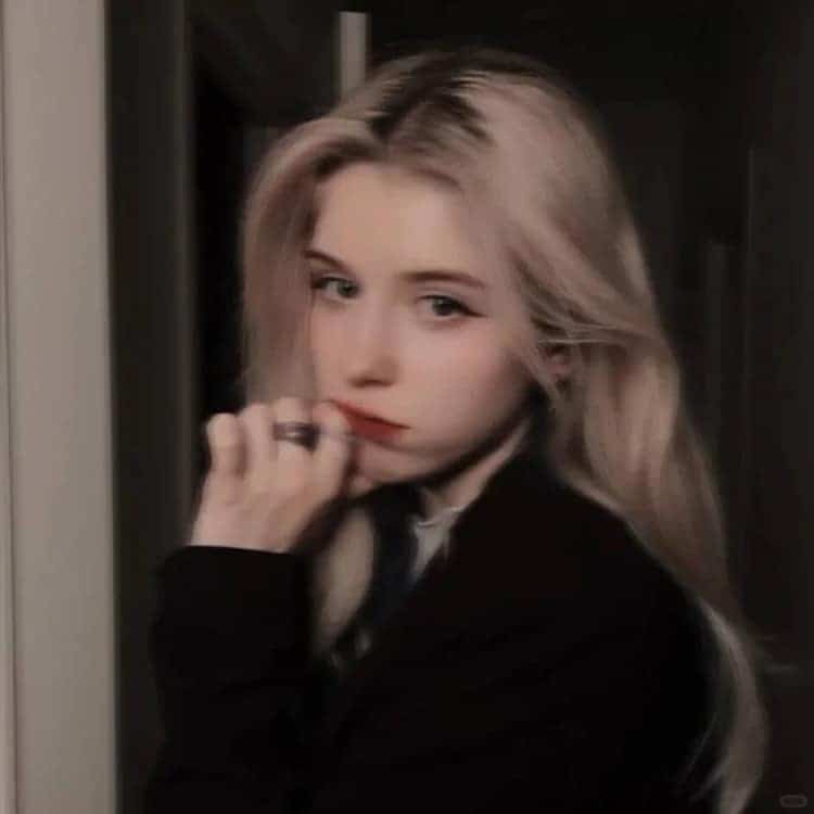 感性高级质感欧美女生头像_17