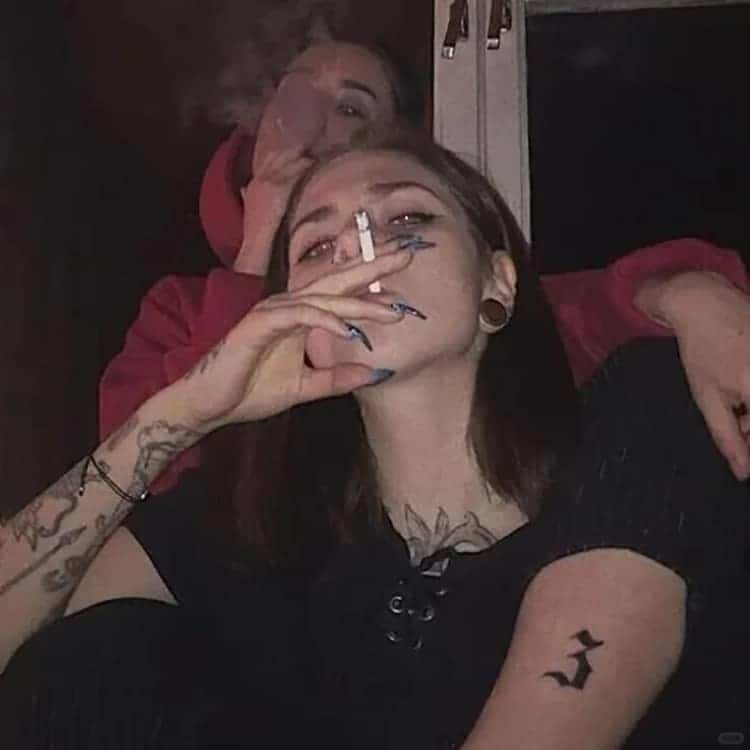 感性高级质感欧美女生头像_18