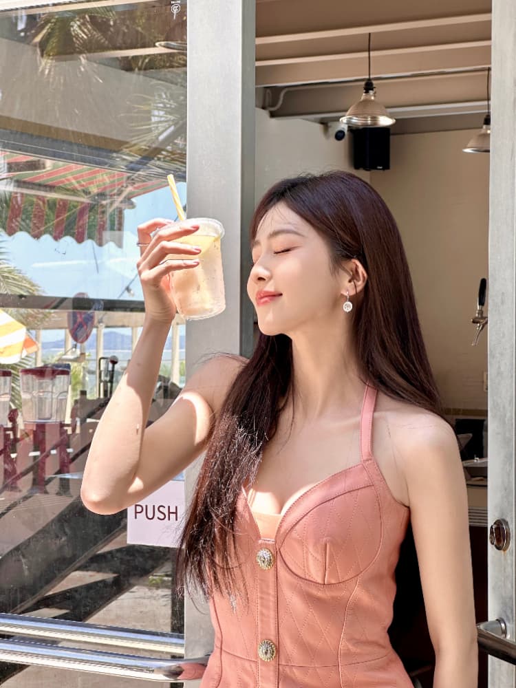 白鹿滑板生图想吃水蜜桃_9