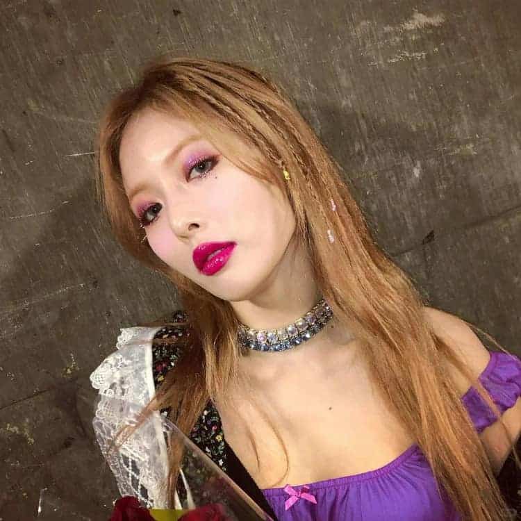 泫雅ins金色长发高级质感头像高清图_23