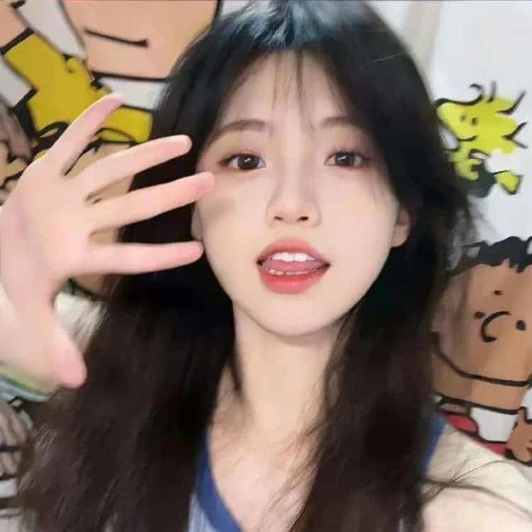 夏季招桃花真人甜妹儿微信头像_4