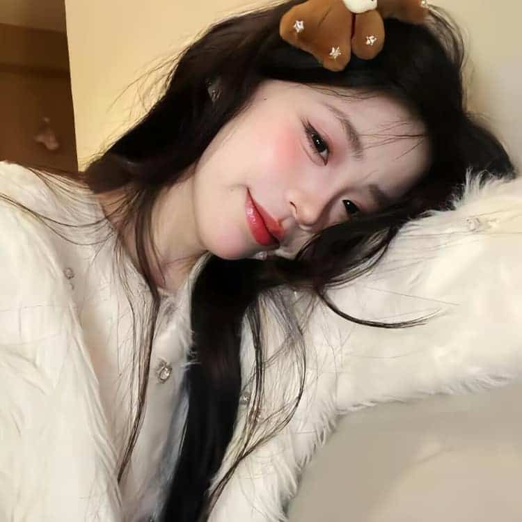 夏季招桃花真人甜妹儿微信头像_22