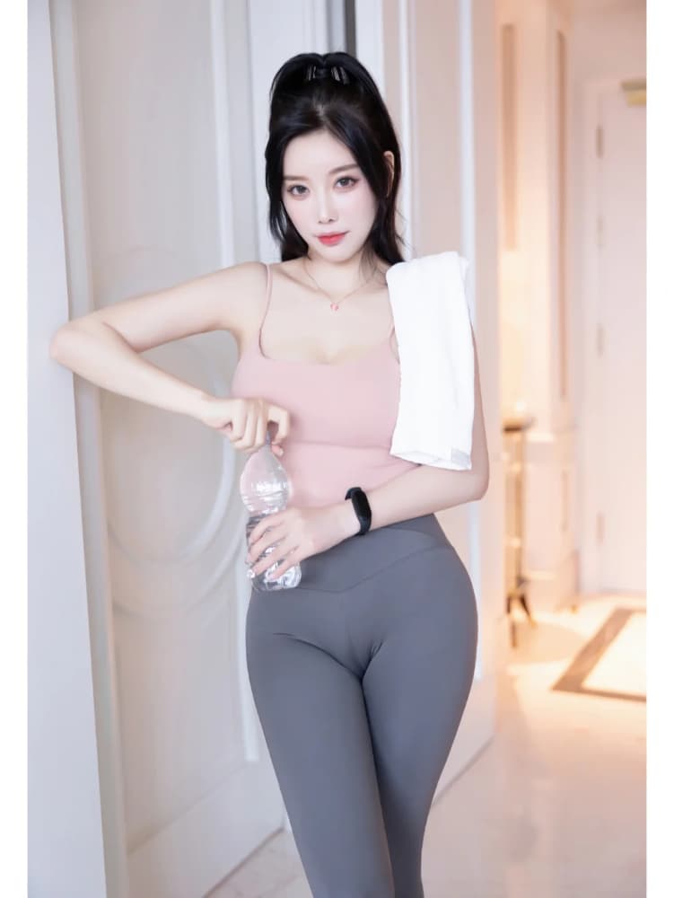 瑜伽裤太紧会有一条缝隙吗？_1