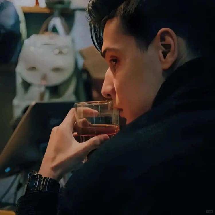 阳光自信男生超酷帅气真人头像_4