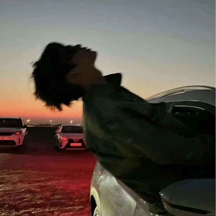 阳光自信男生超酷帅气真人头像_20