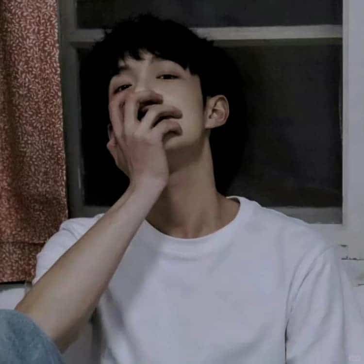 低调有内涵的单身高质量男生头像_14