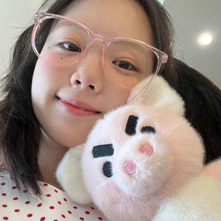 暑假用的有趣真人夏日氛围感女生头像_6
