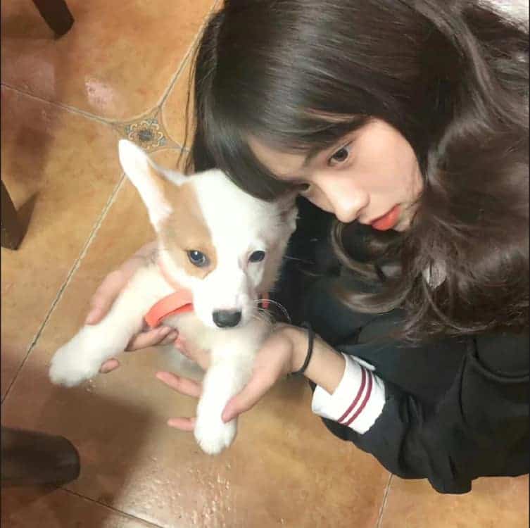 适合夏天的甜妹真人女生头像_8