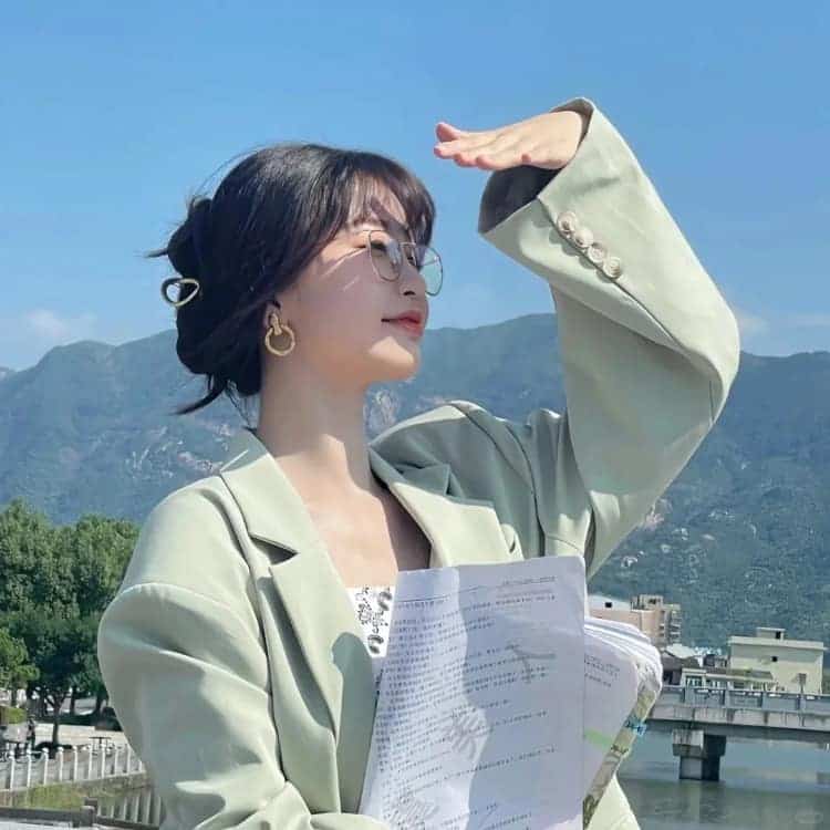 虞书欣超好看的绝美微信头像_3