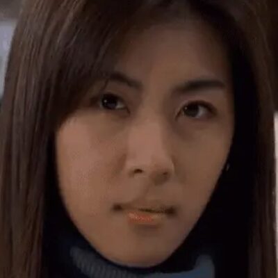 女生在男生面前张腿坐姿是什么？张腿动态图演示