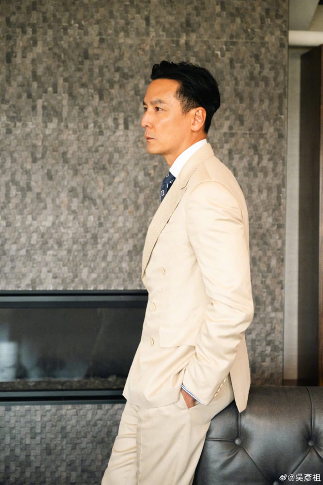 拉夫劳伦2025春季时装秀吴彦祖冯德伦图片_6