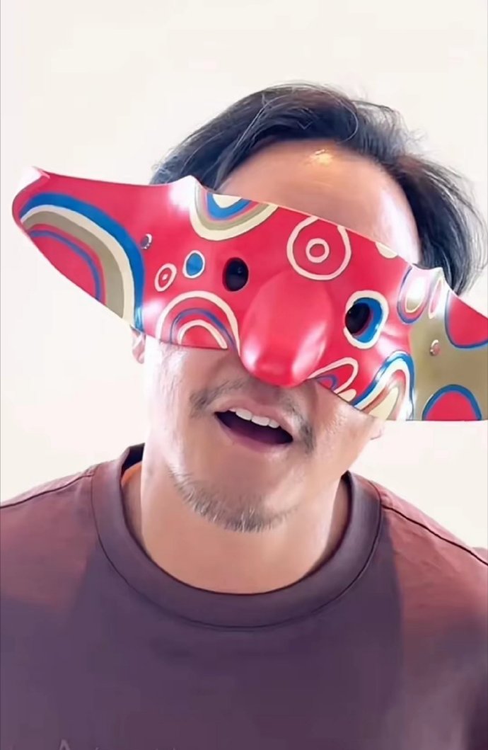 《新警察故事》吴彦祖戴面具二次元图片_2