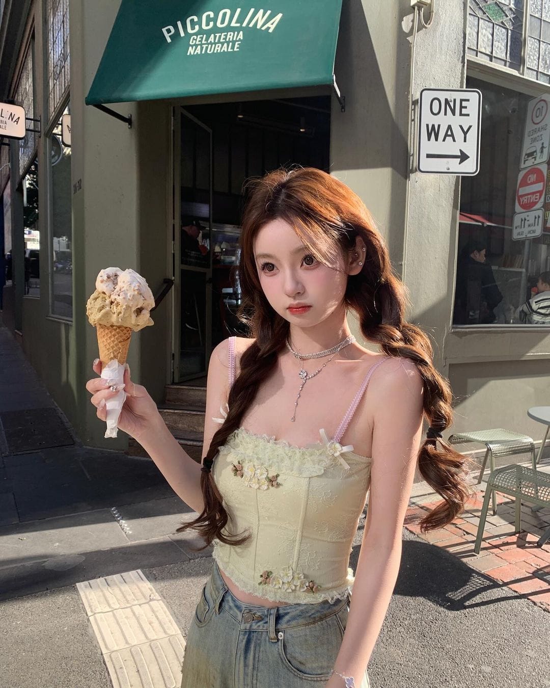 王思聪女朋友懒懒正脸照_2