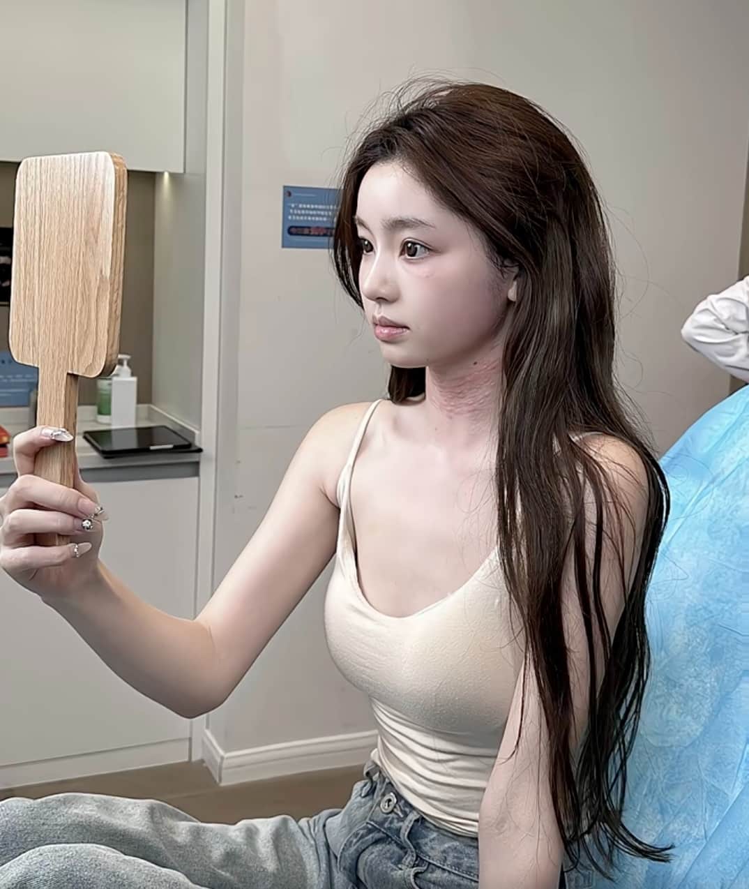 王思聪女友懒懒素颜照片,王思聪不喜欢懒懒化妆_1