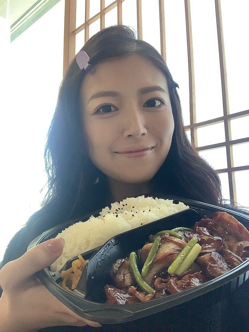 凛凛子结婚典礼后母亲的礼物图片_1