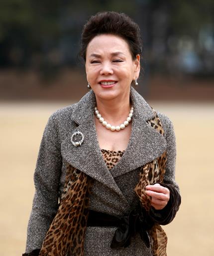 著名韩国演员金秀美去世享年75岁_2