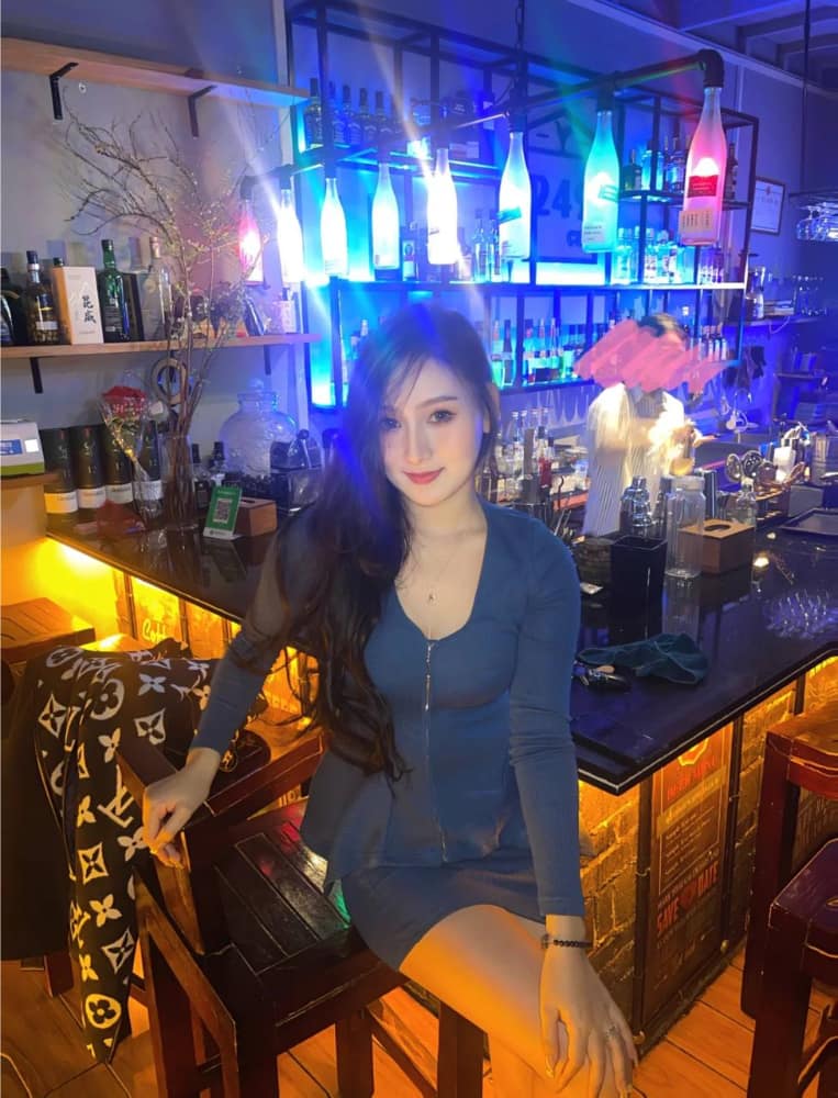高端夜场女孩图片,高端夜场的女孩和明星一样美！_1