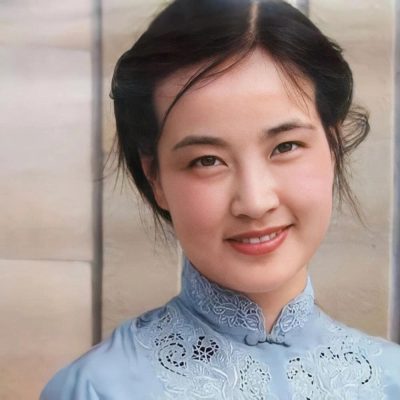刘晓庆年轻时候的照片难怪能拿下小鲜肉