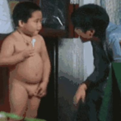 男人被脱了裤子玩坤gif动态图