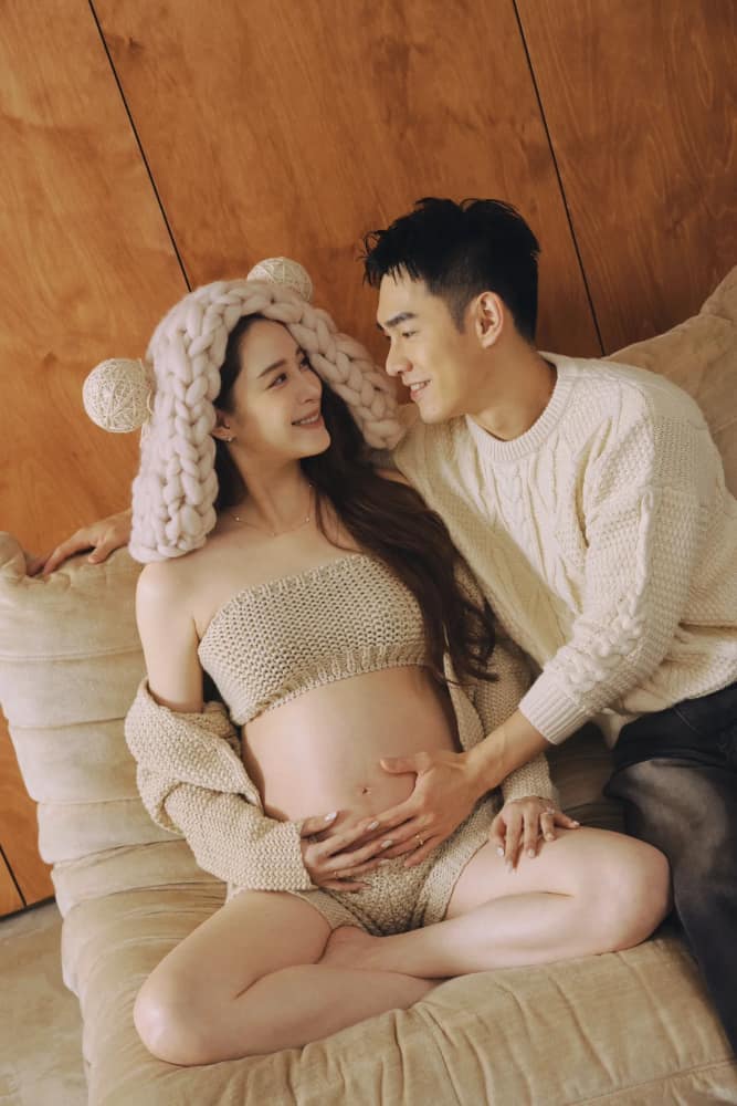 欧阳妮妮孕肚怀孕写真图片_4