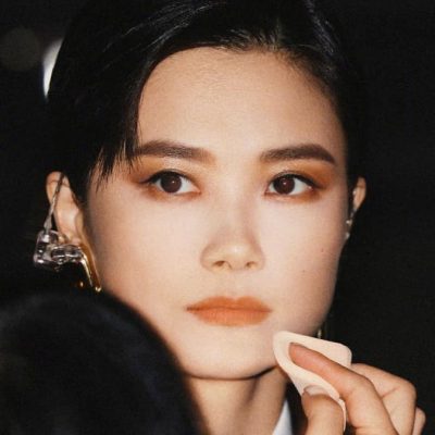 《生声不息•大湾区季》李宇春英气港风妆图片