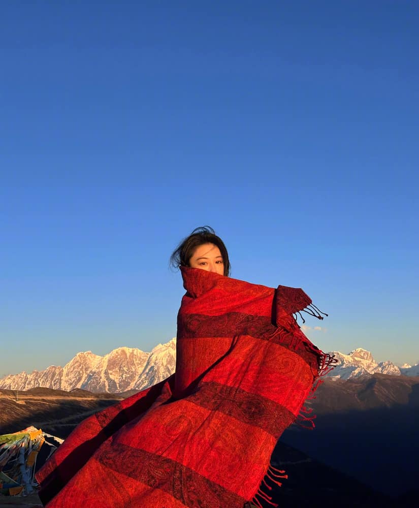 张馨予西藏南迦巴瓦图片_6