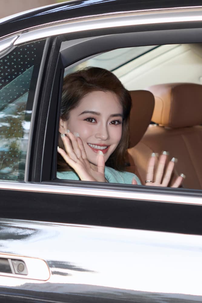 Angelababy薄荷绿小香穿搭图片_3