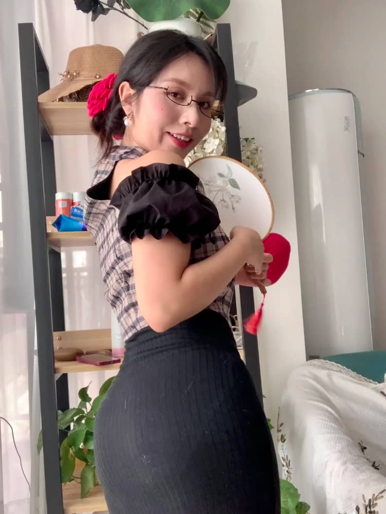 让男人身体上瘾的女人长啥样图片_15