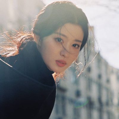 王楚然知性女生光影轮廓头像图片