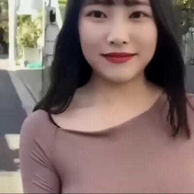 邻居人妻出门不戴胸罩,早上没戴胸罩的人妻视频