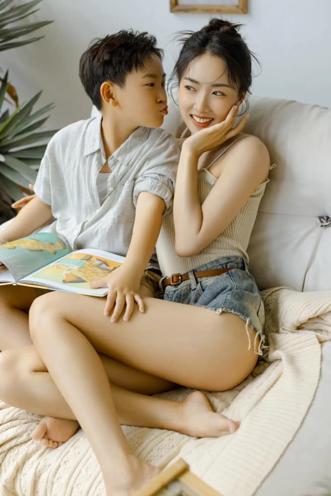 原来那么多的母亲选择慢迎迎合小心孩子的方式_4