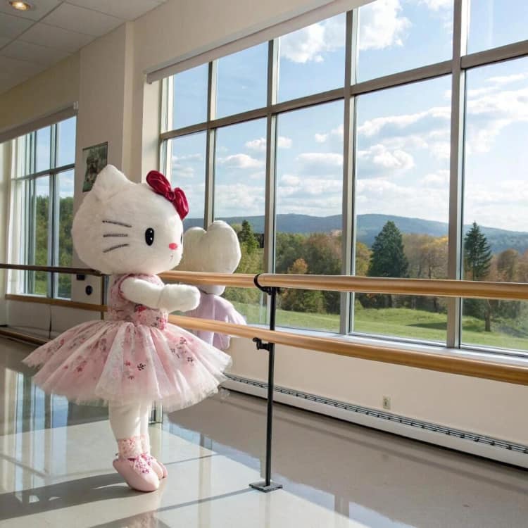 hello kitty职场打工人微信头像_12