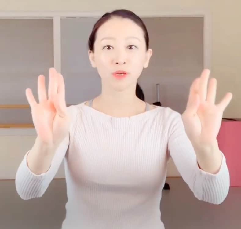 扣小花园的手势图步骤图片_2