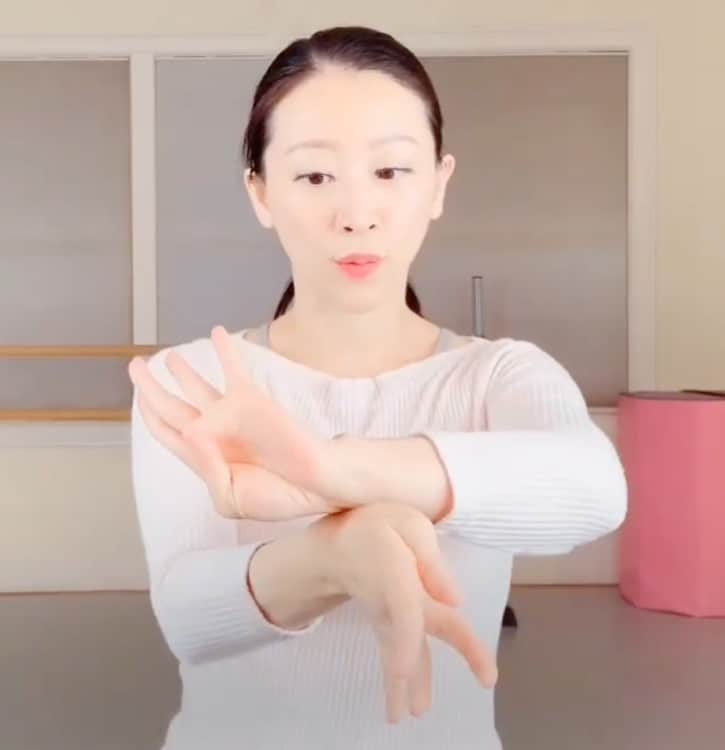 扣小花园的手势图步骤图片_4