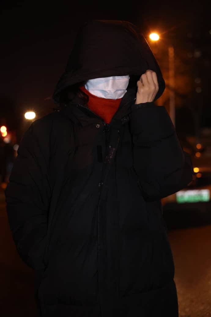 王菲彩排2025年春晚抓拍图片_1